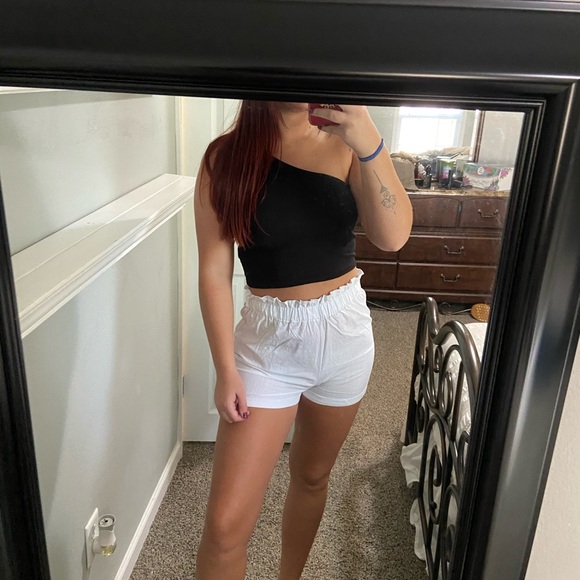 white linen paperbag shorts